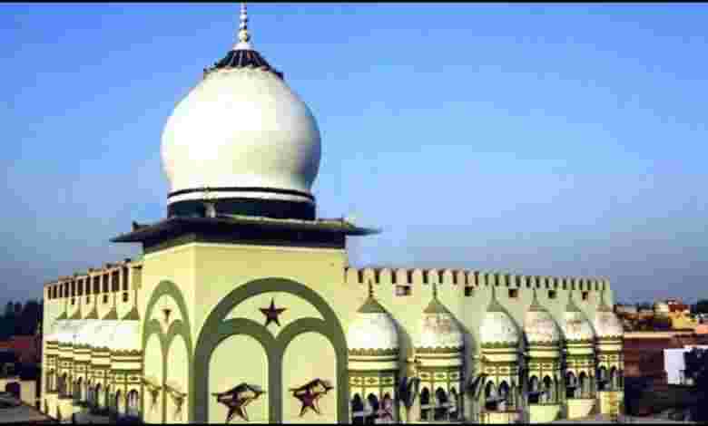Ziarat Shareef, Kakrala, Uttar Pradesh